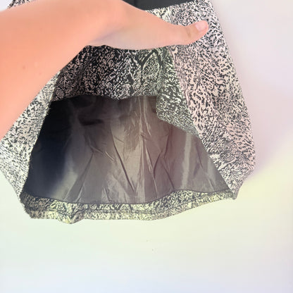 Chic A Booti Size 10 Black and White Snake Print Mini Skirt