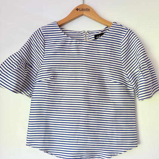 Dotti Size 6 Blue and White Striped Women's Top