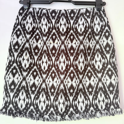 Paper Scissors Size 8 Black and White Ikat Pattern Mini Skort