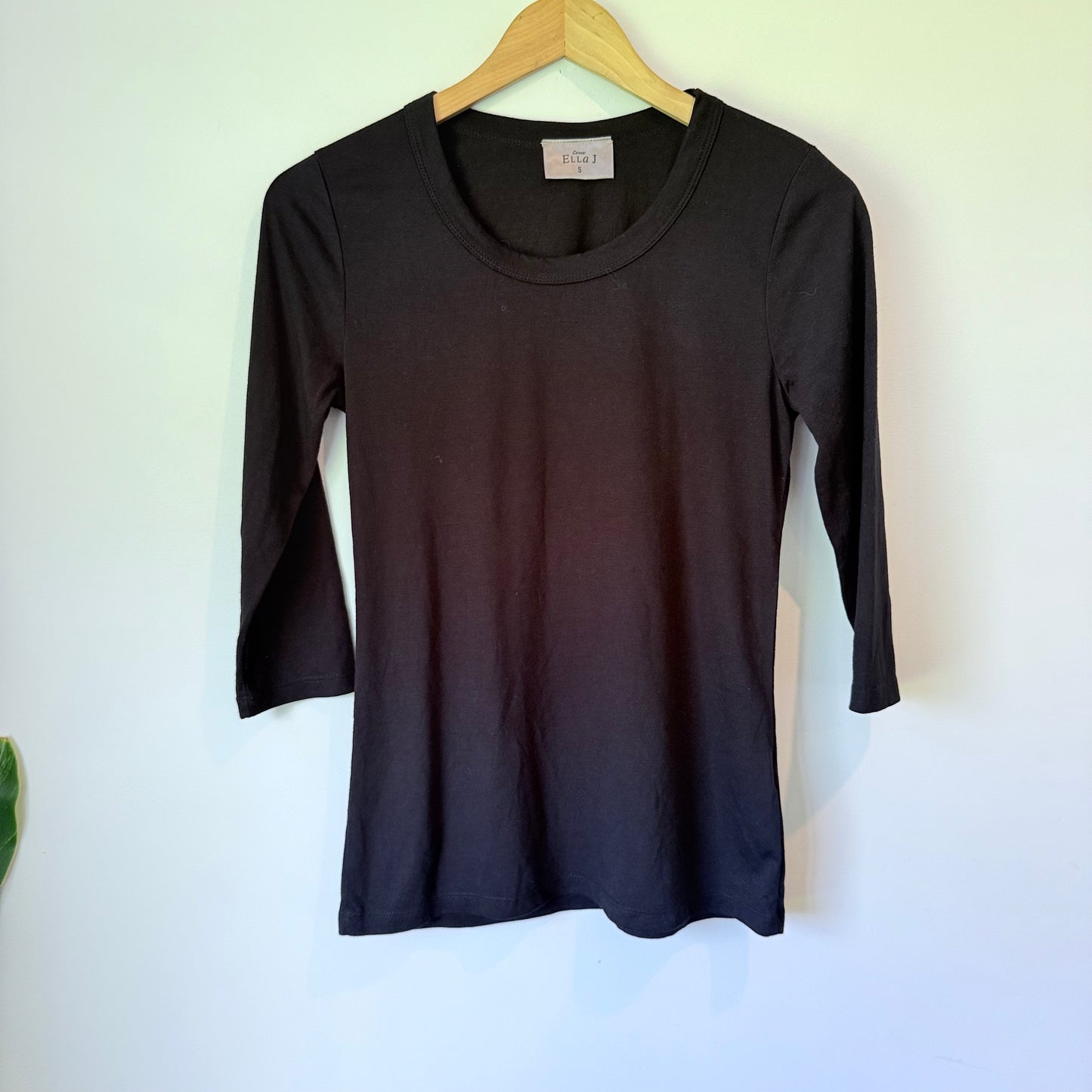 Ella J Size S Black 3/4Sleeve Women’s T-Shirt
