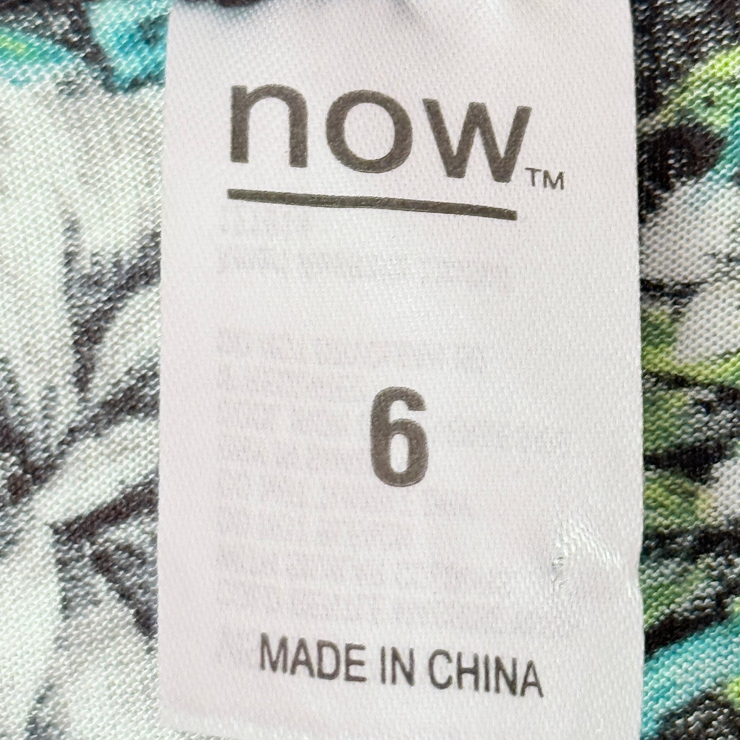 Now Size 6 Sleeveless Floral Print Top