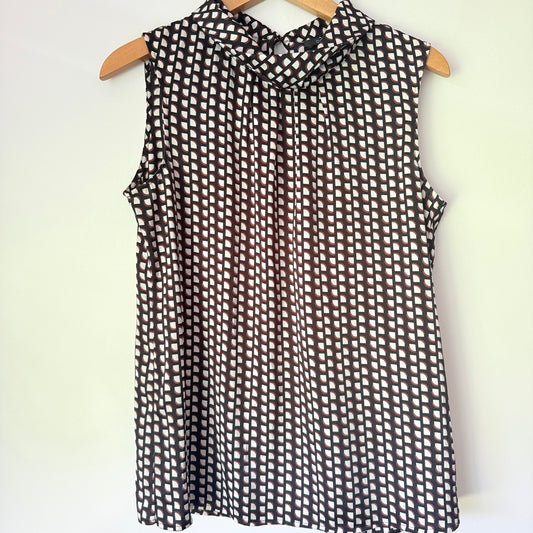 Comma Size 36 Black and White Geometric Pattern Blouse