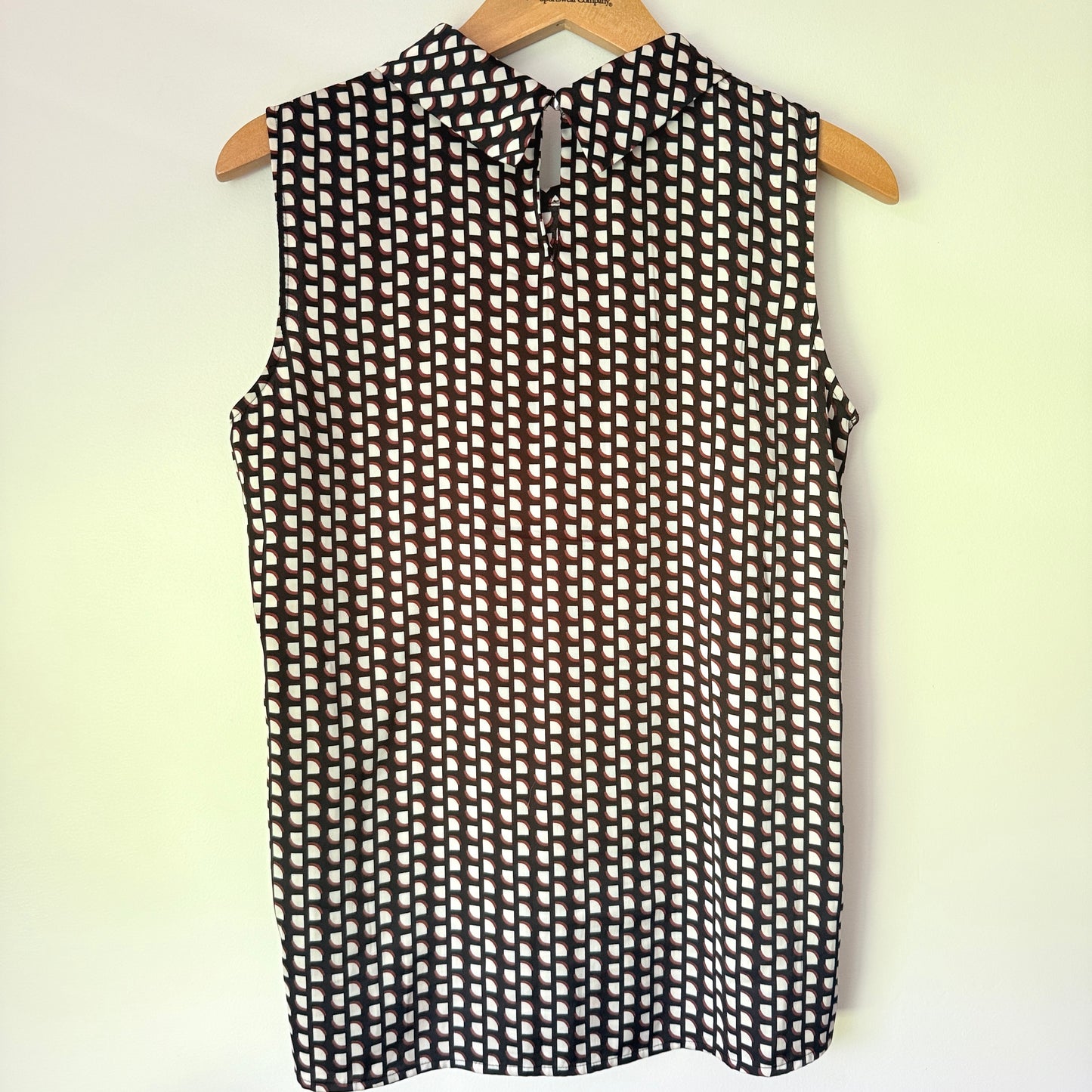 Comma Size 36 Black and White Geometric Pattern Blouse