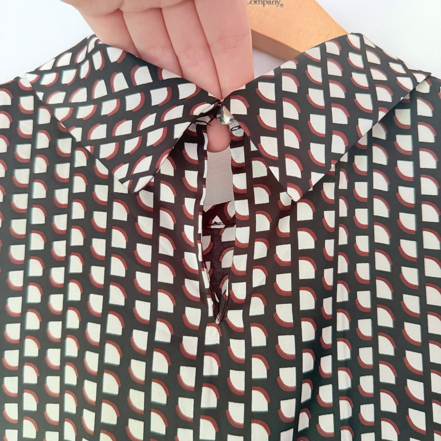 Comma Size 36 Black and White Geometric Pattern Blouse