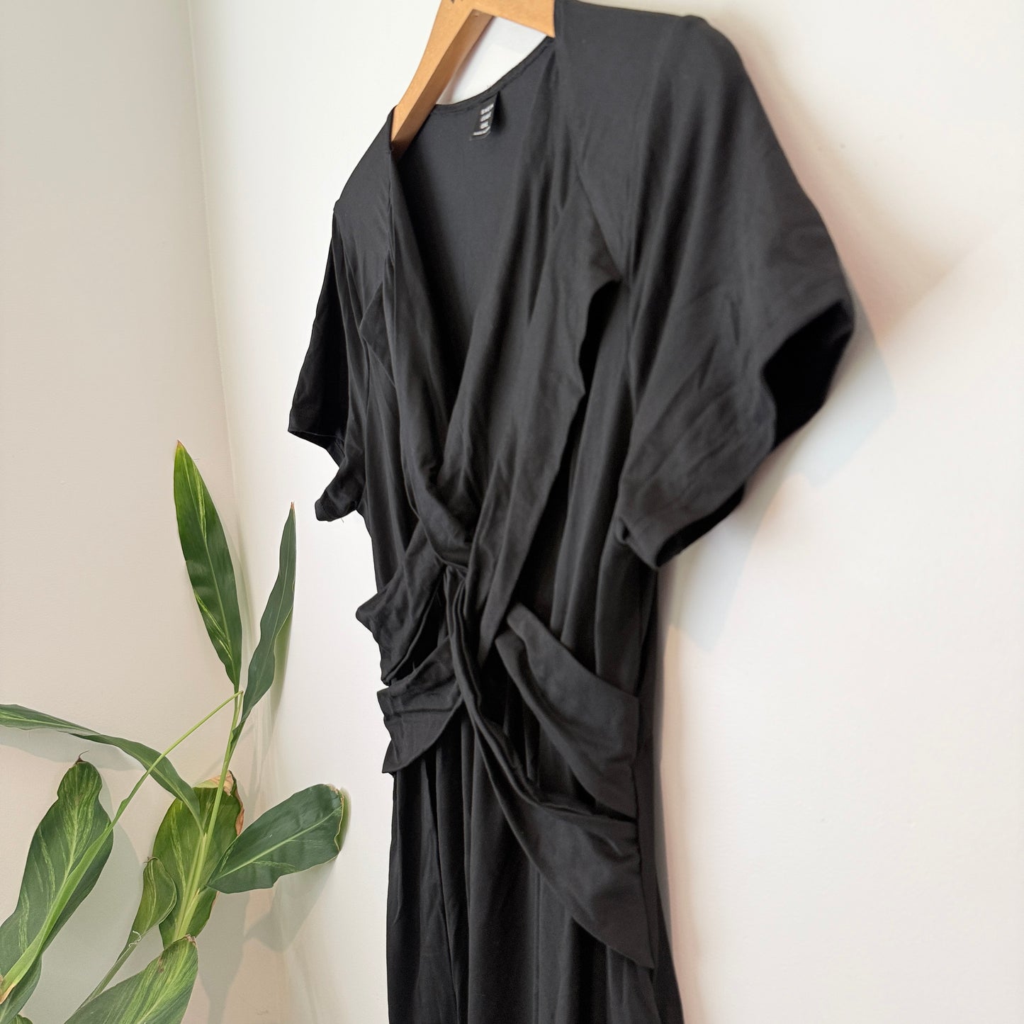 Shein Curve 0XL Black Twist-Front Midi Dress