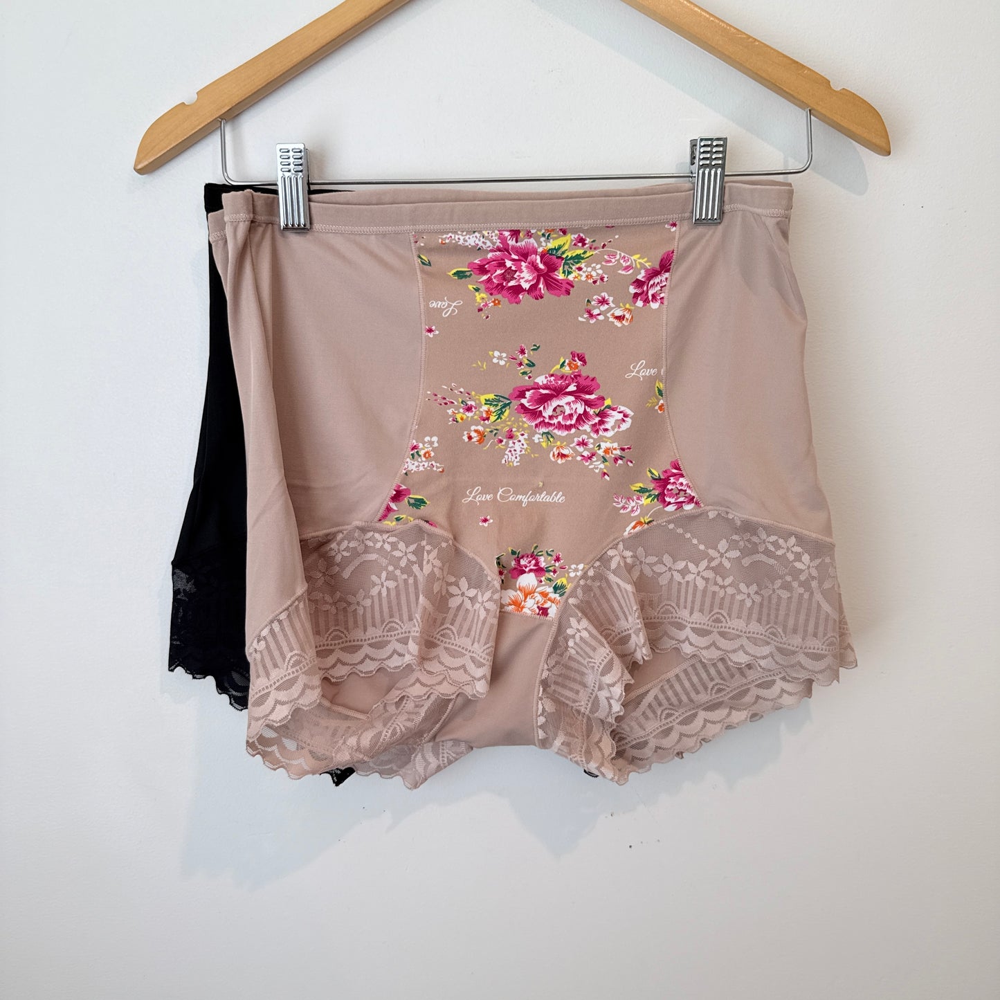 Love Comfortable XXL High-Waisted Floral Control Briefs (Set of 3)