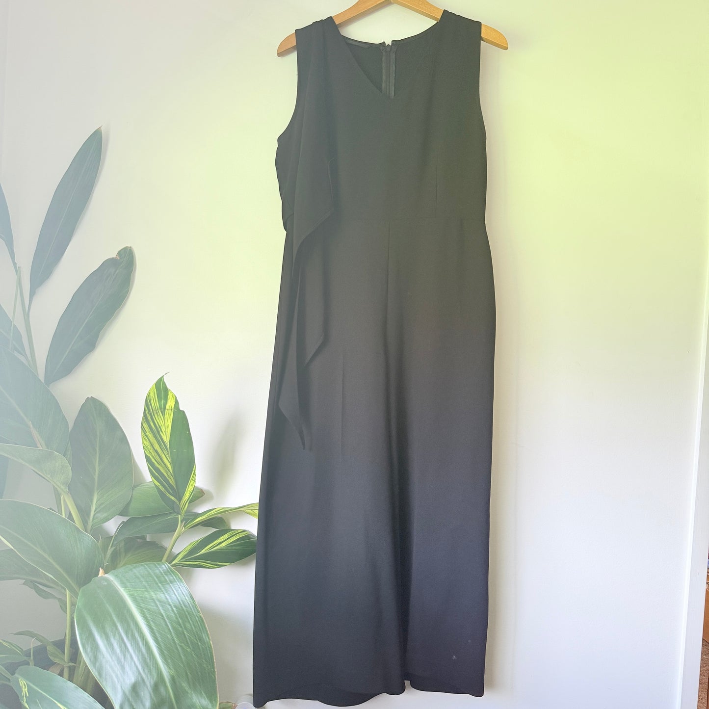 Brand Unknown Size U/Arm 44.5cm Sleeveless Black Dress