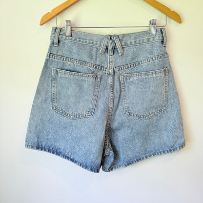 Cinderella Size 36 Light Wash High-Waisted Denim Shorts