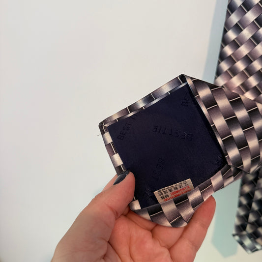 Ding Hao Geometric Tie