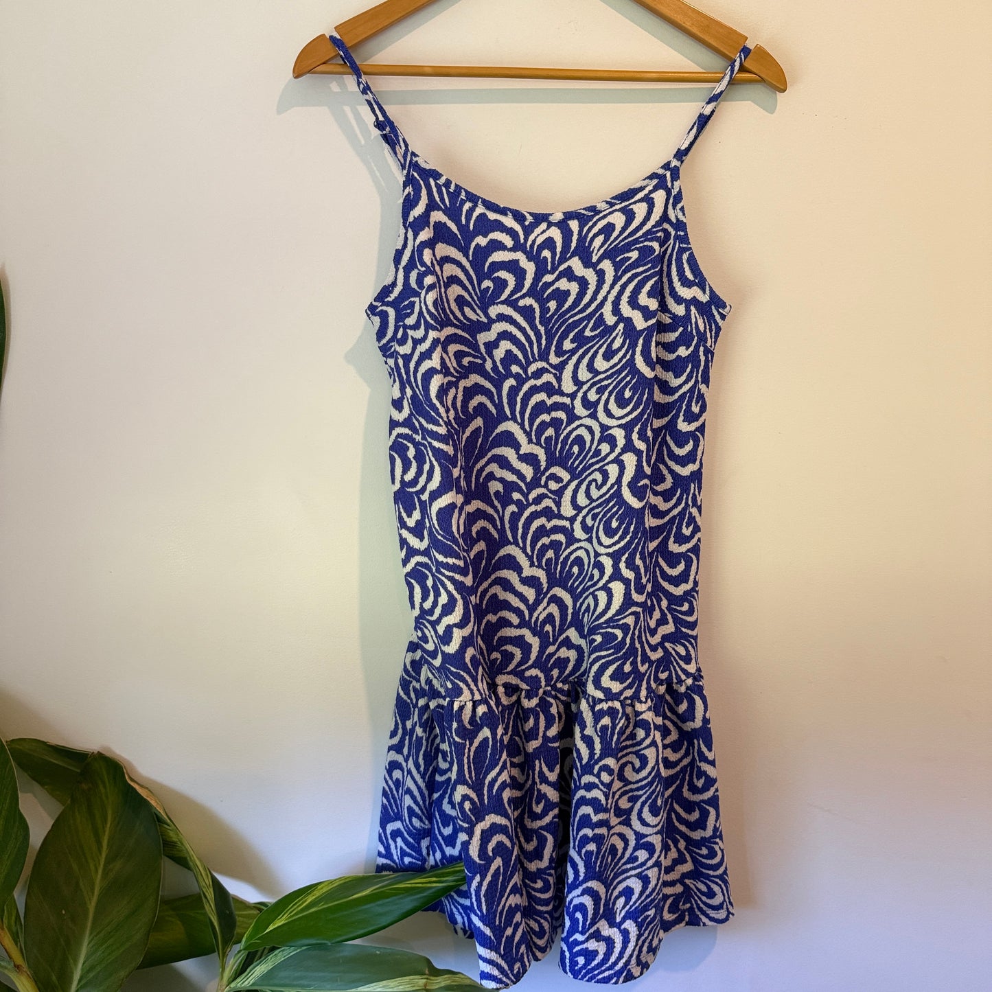 Brand Unknown U/Arm to U/Arm 44cm Blue Printed Ruffle Dress
