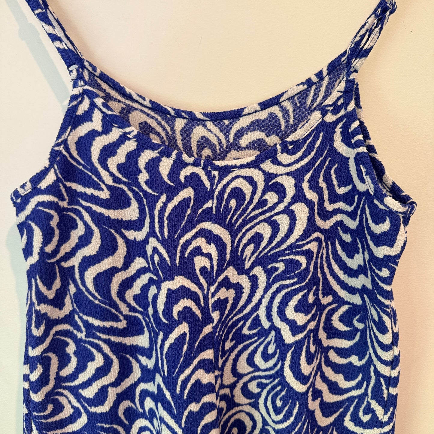 Brand Unknown U/Arm to U/Arm 44cm Blue Printed Ruffle Dress
