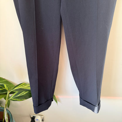 Laing Size M Black Trousers