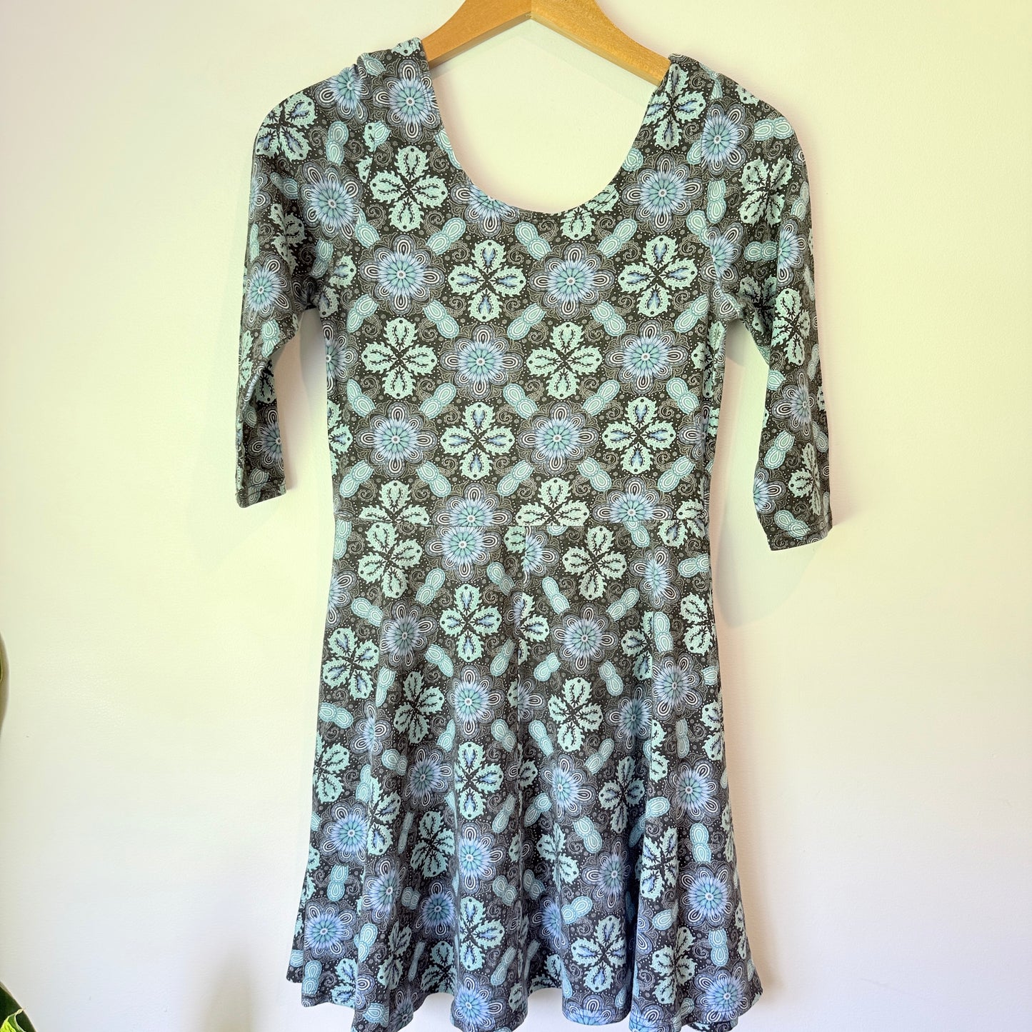Factorie Size S Blue & White Floral Patterned Dress