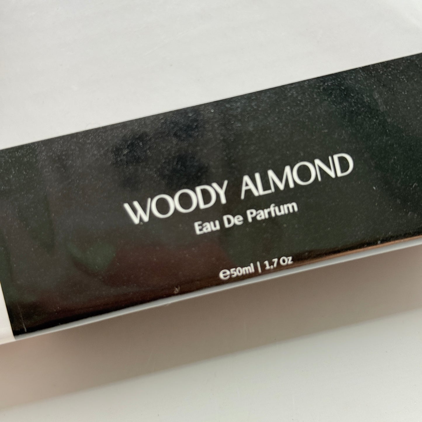 Asedos Woody Almond Eau de Parfum 50ml