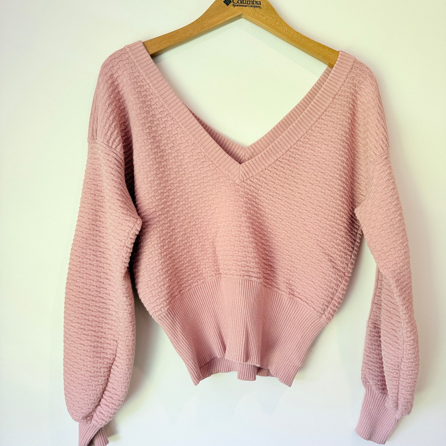 Forever New Size XS Pink V-Neck Sweater