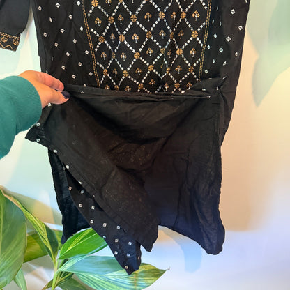 M Size U/Arm to U/Arm 48cm Pattern Kurti