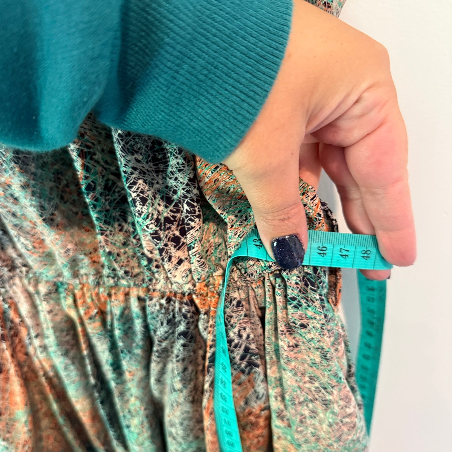 Size U/Arm to U/Arm 46cm  Kaftan-Style Elasticated Waist Dress