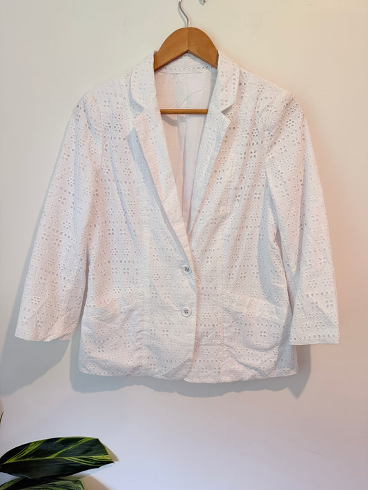 Brand Unknown Broderie Anglaise Blazer White - 47cm U/Arm