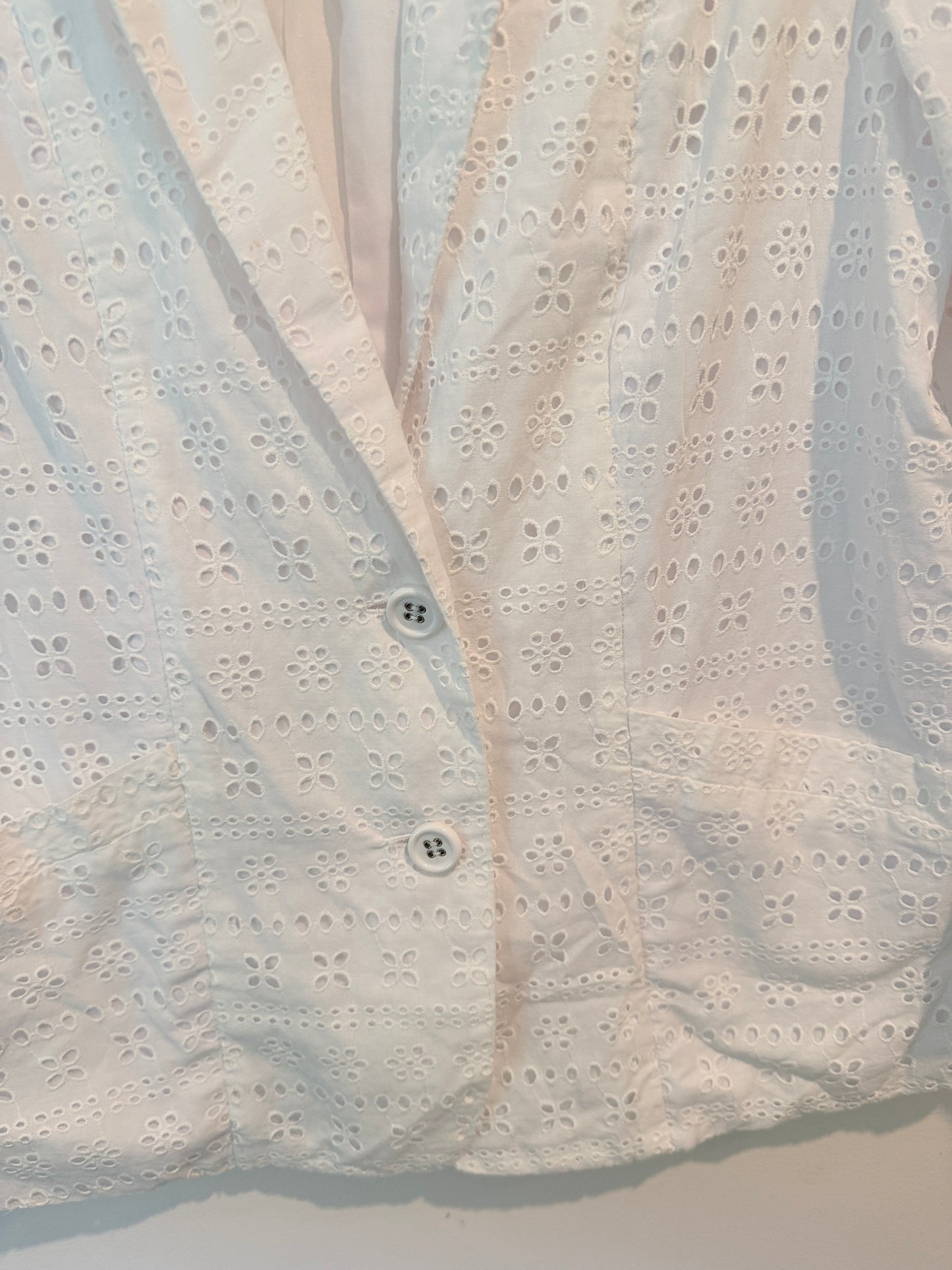 Brand Unknown Broderie Anglaise Blazer White - 47cm U/Arm