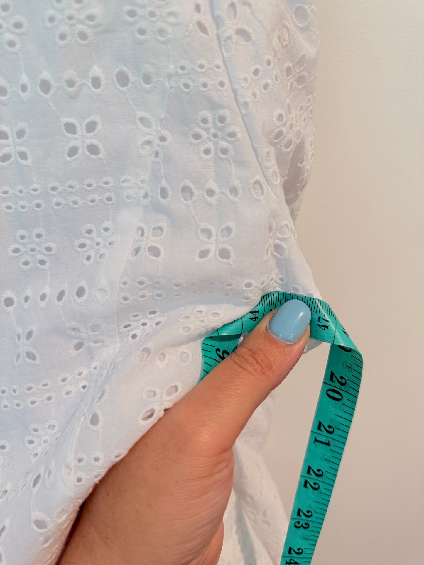 Brand Unknown Broderie Anglaise Blazer White - 47cm U/Arm