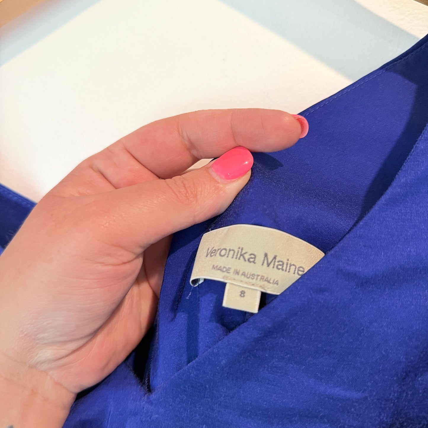 Veronika Maine Size 8 Royal Blue Cap-Sleeve V-Neck Sheath Dress