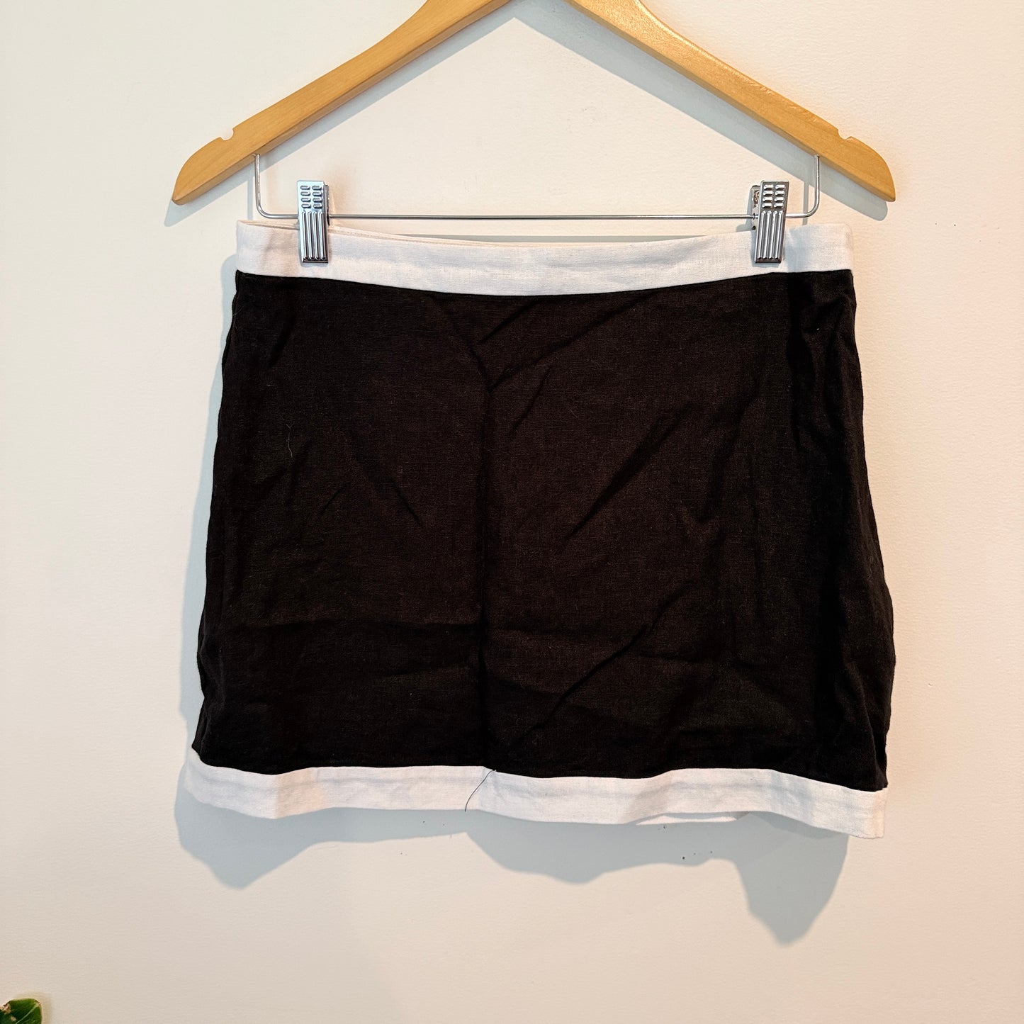 Glassons Black & White Contrast Mini Skirt – Size 10