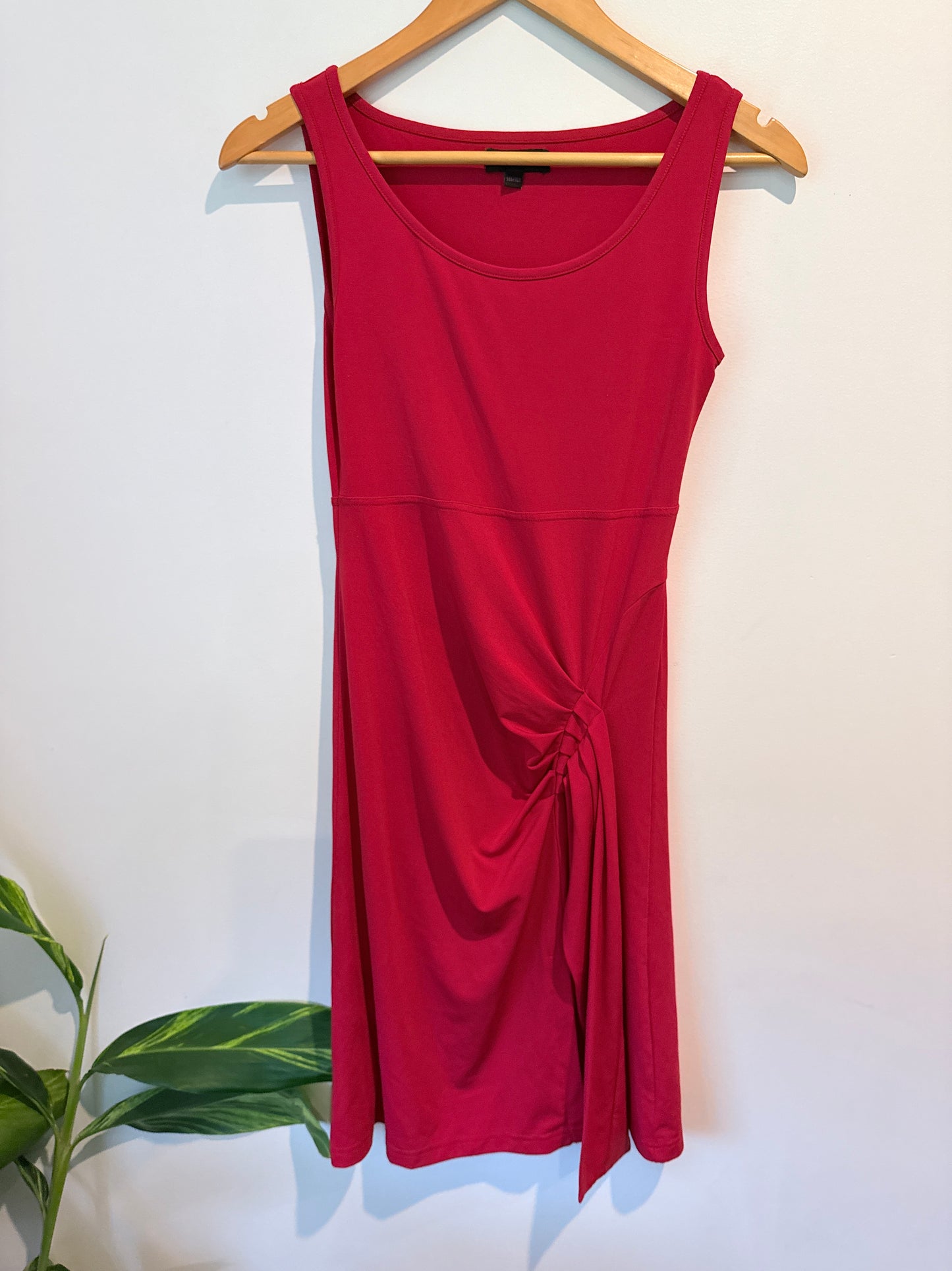 Vero Moda Size 155/76A U/Arm to U/Arm 38cm Sleeveless Midi Dress