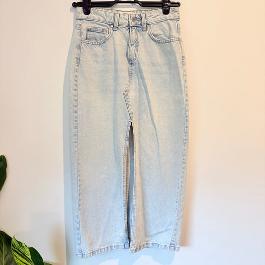 Cotton:On Size 6 Light Wash Skirt