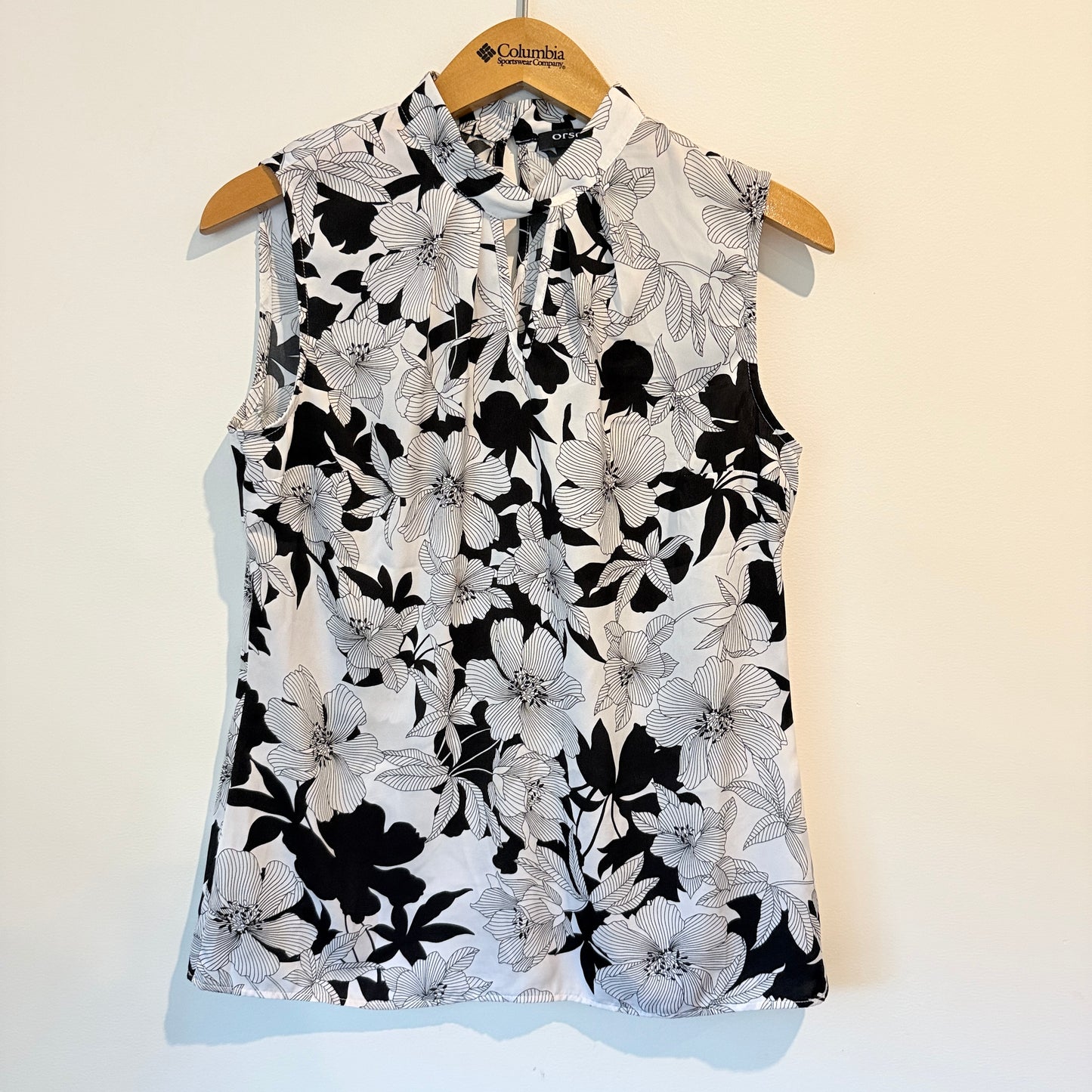 Orsay Size 36 Black & White Floral Print Sleeveless Blouse