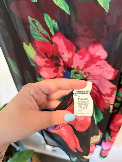 Willo (NZ Made) Size S Floral-Patterned Top