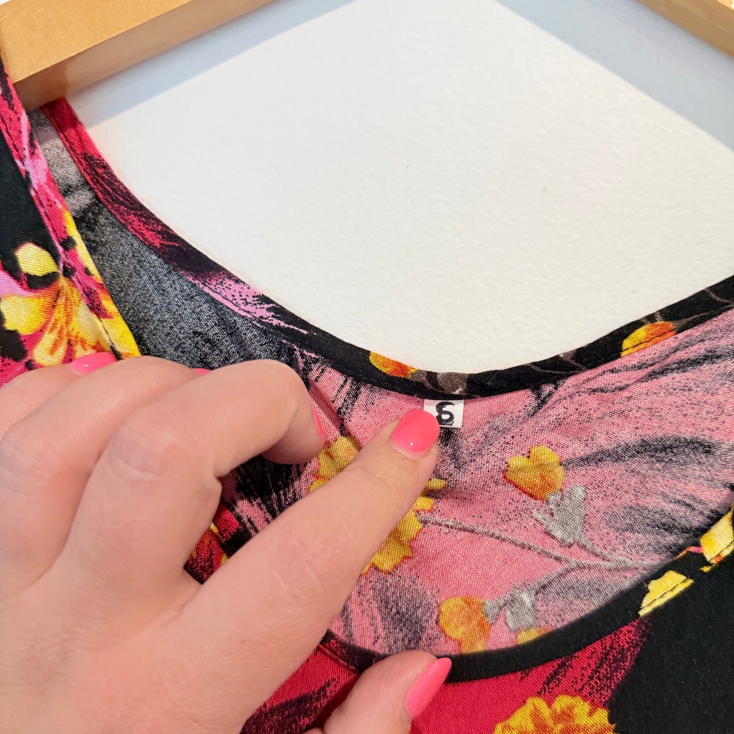 Floral Size S Maxi Dress in Black/Multi