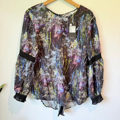 Seduce NZ Floral Blouse Size 10 Long Sleeve Button Back