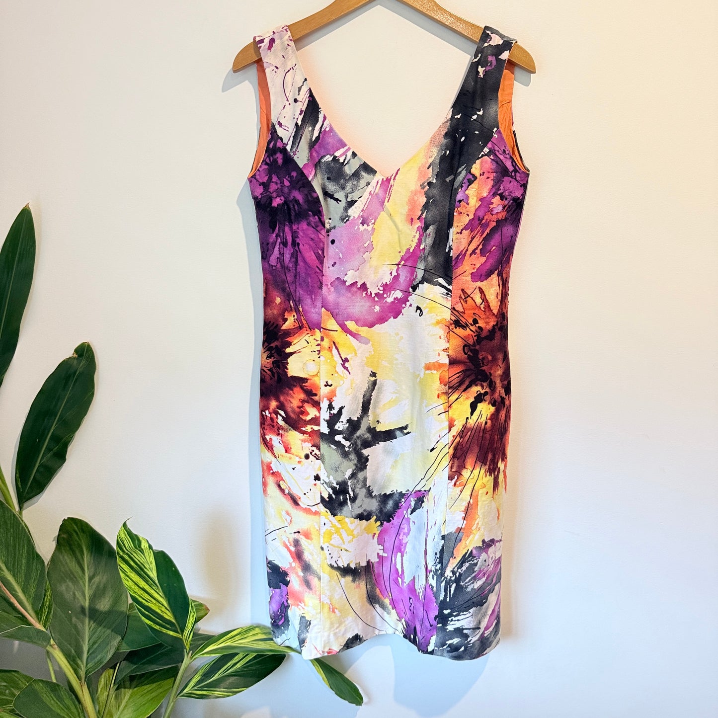 V-Neck Mini Dress in Abstract Multi-Colour Print - 44cm U/Arm