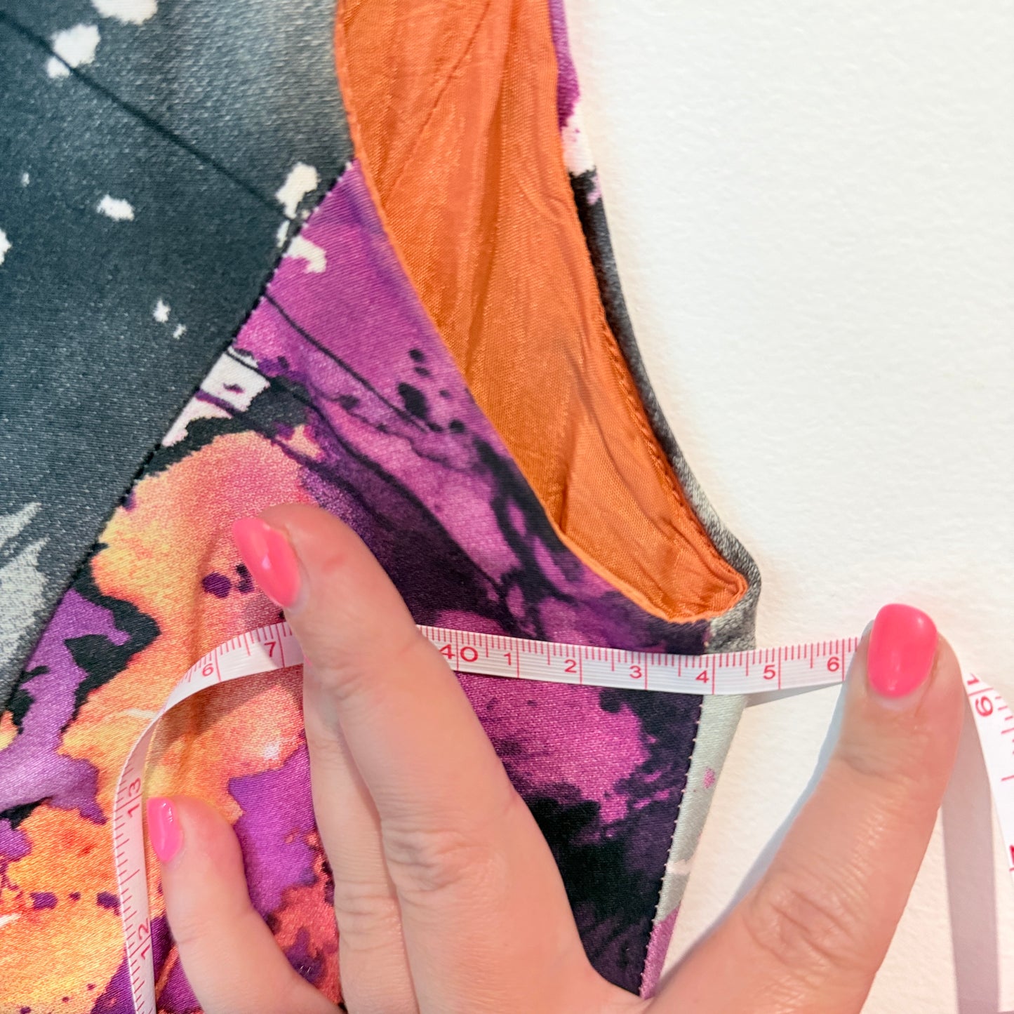 V-Neck Mini Dress in Abstract Multi-Colour Print - 44cm U/Arm