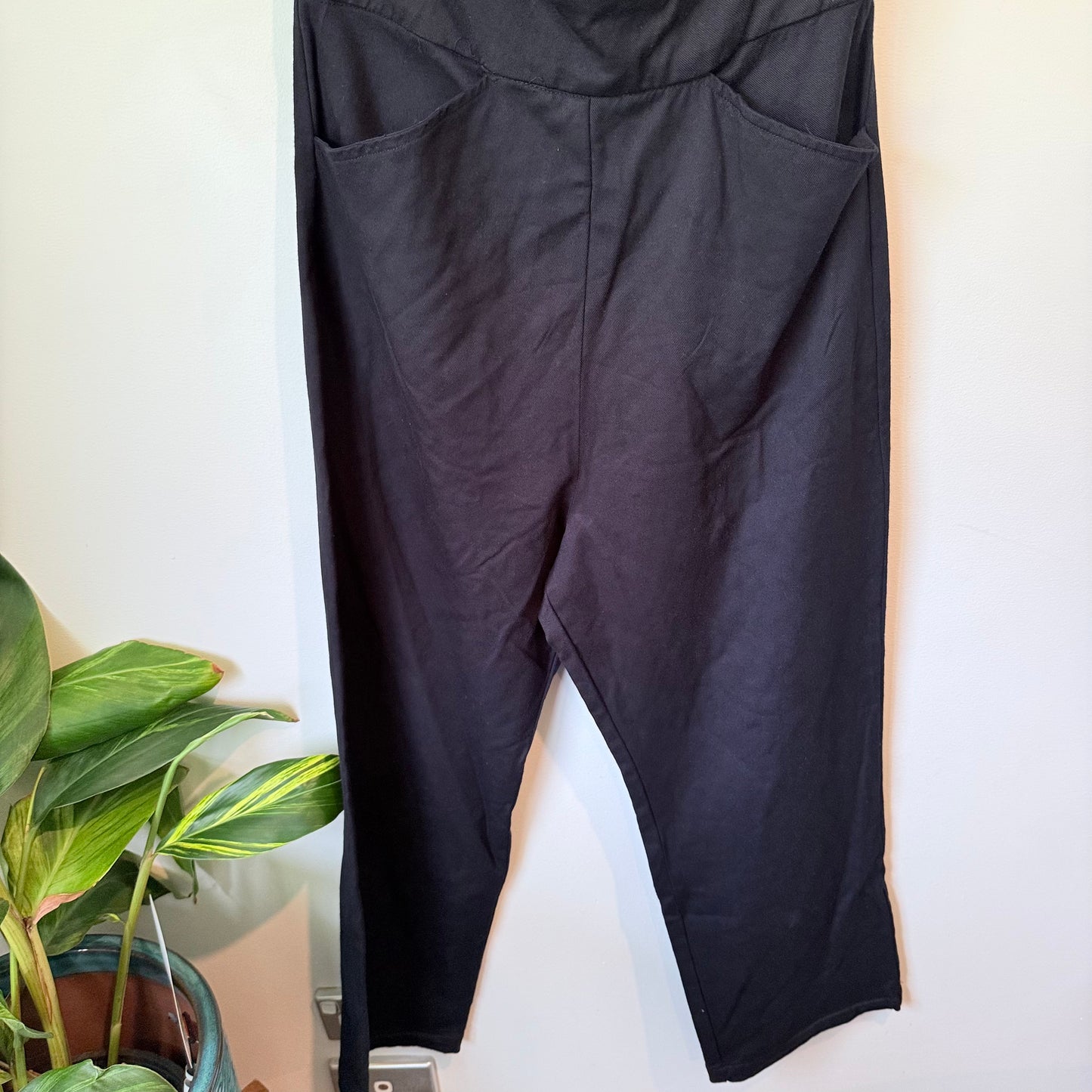 Reformation Size 12 Black Off-Shoulder Wide-Leg Jumpsuit
