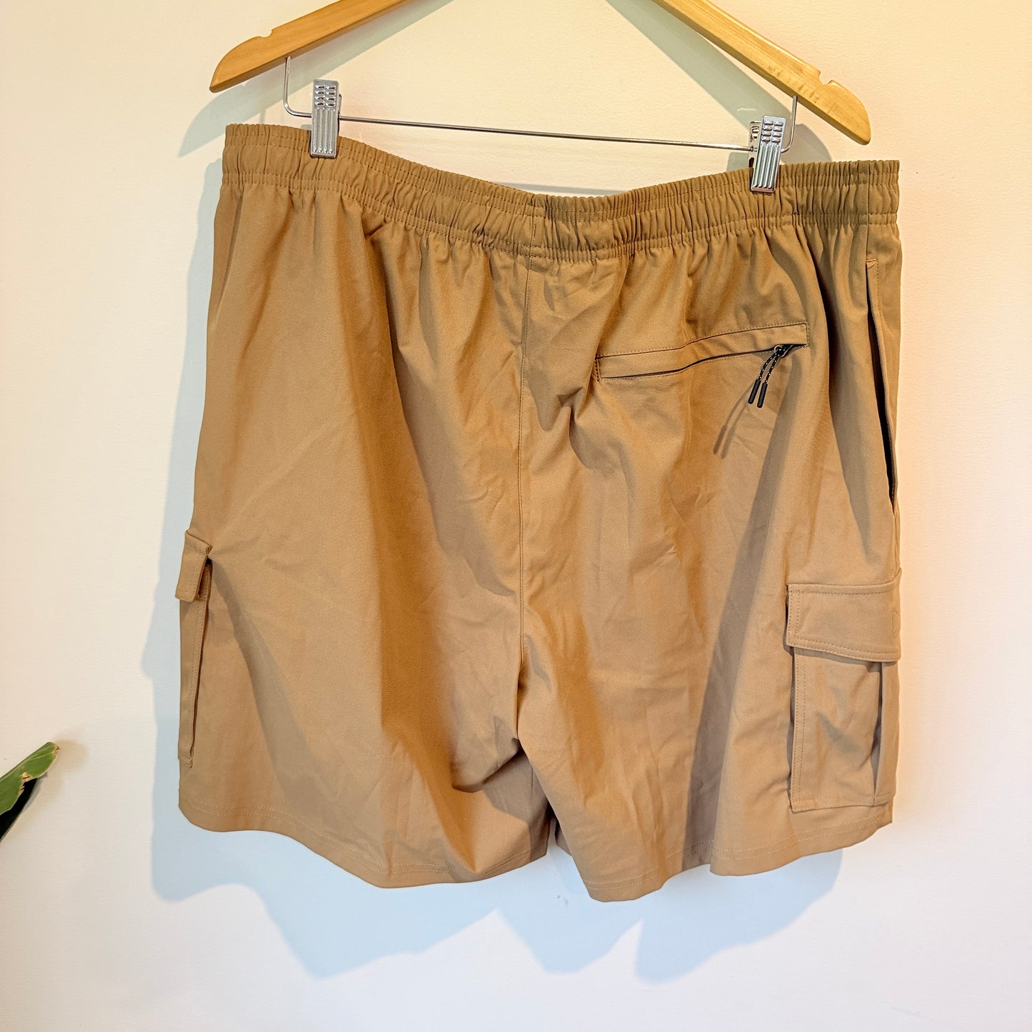 Circuit Tan Activewear Cargo Shorts - Size 3XL