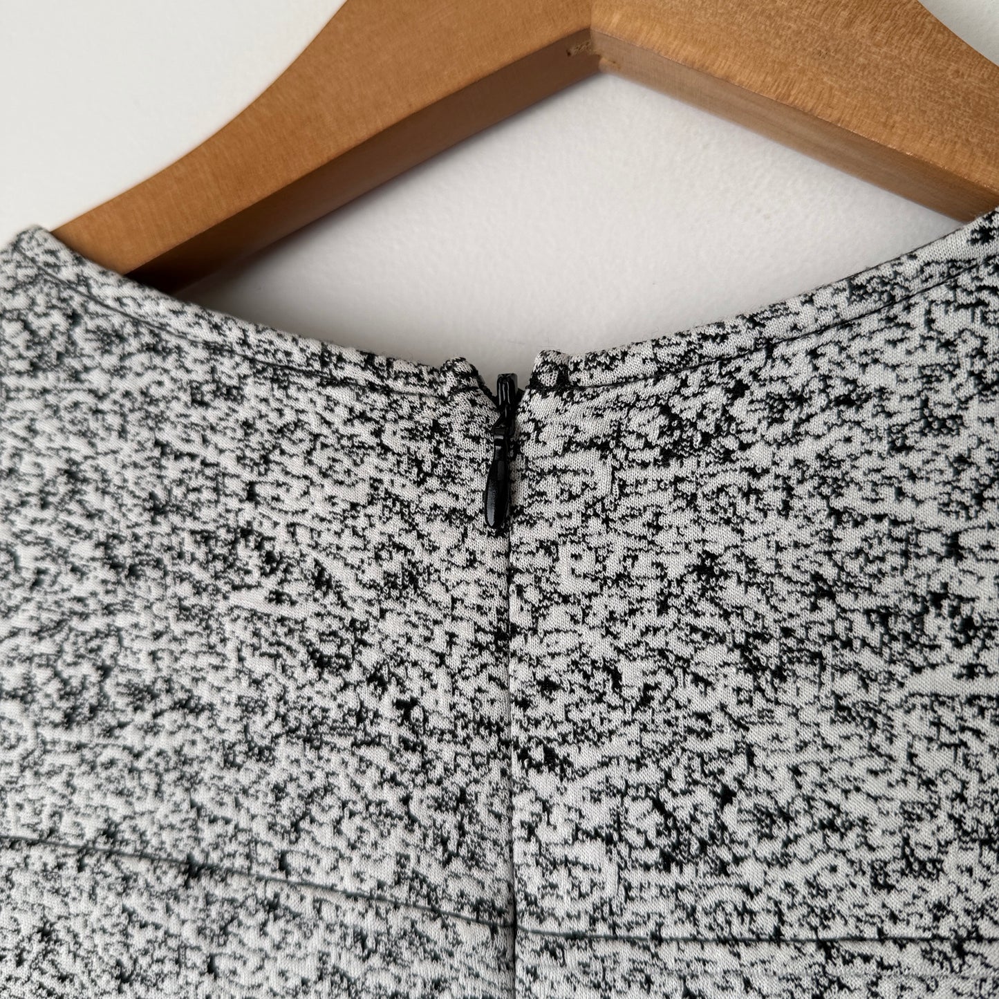 H & M Size S Textured Dress