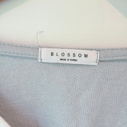 BLOSSOM Varsity V-Neck T-Shirt Light Blue - 53cm Underarm