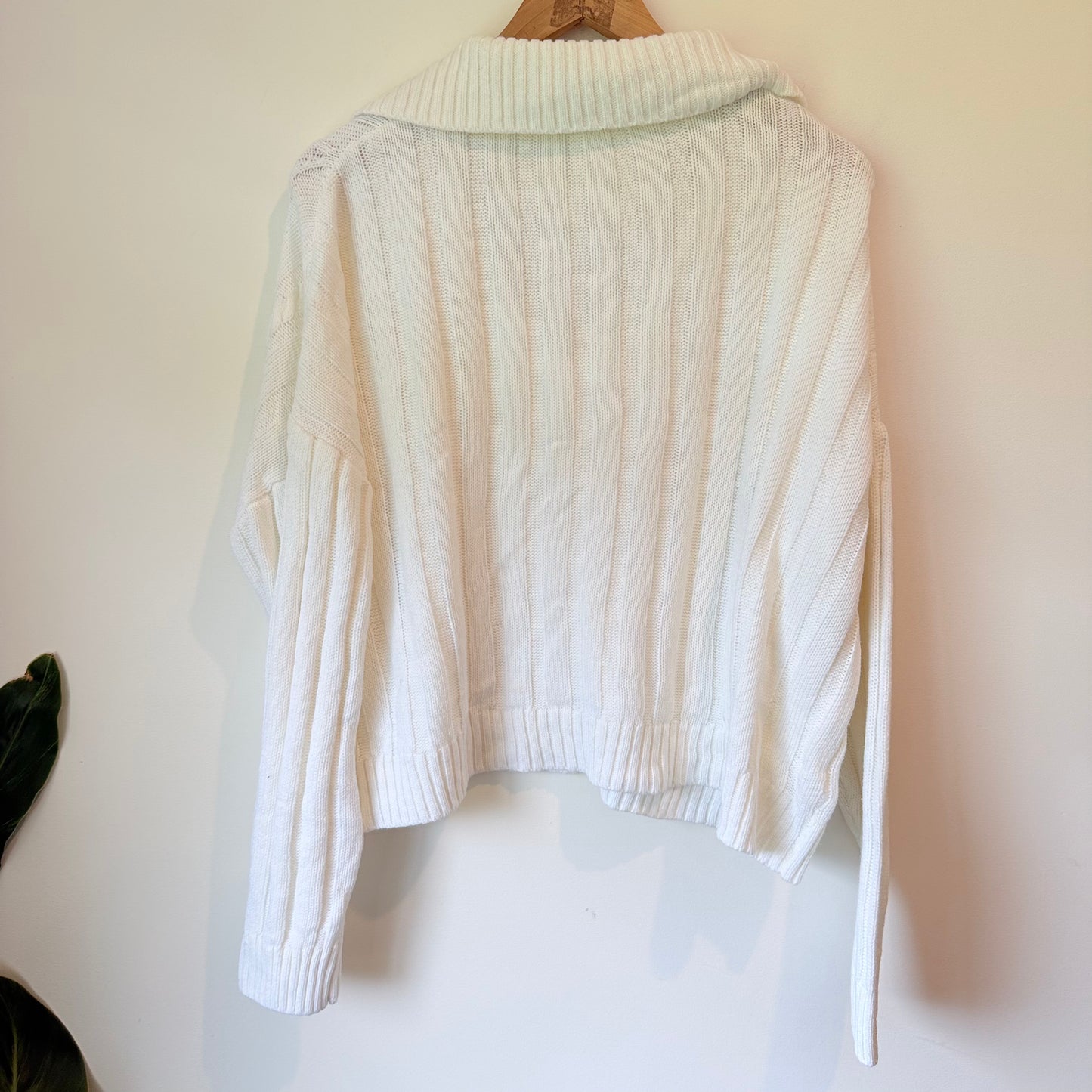 Spirit Sweater Pullover White Collared Knit Size 16