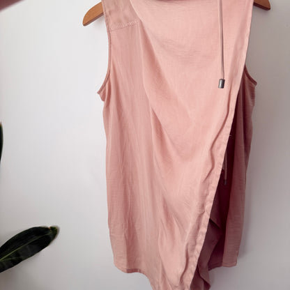 Sussan Size 8 Sleeveless Draped Jacket