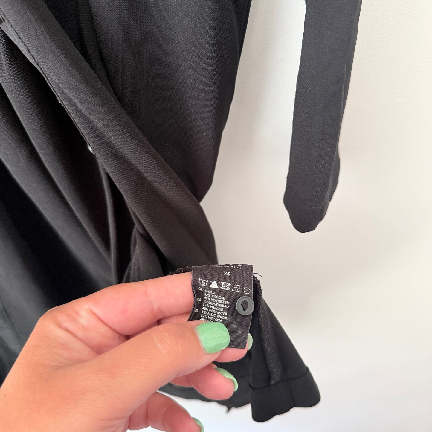 COS Size XS Black Long-Sleeve Oversize Viscose Blend Shirt