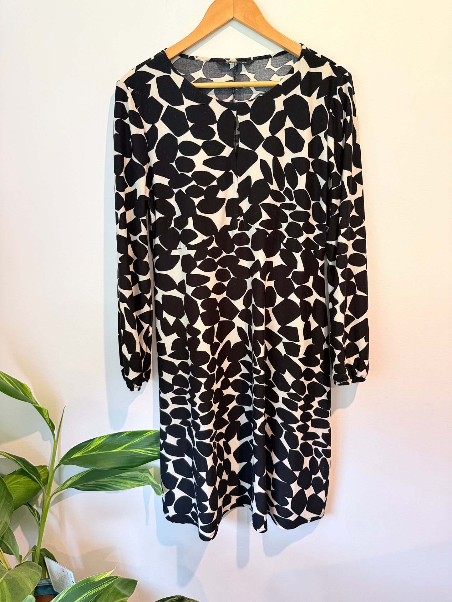 Miladys Size 12/36 Patterned Dress