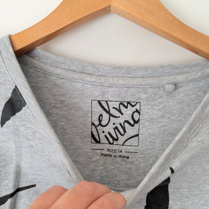 Elm Living Size 14 Sweatshirt