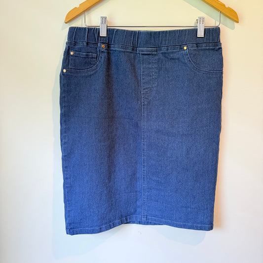 REAL Basics Size M Blue Denim Pencil Skirt