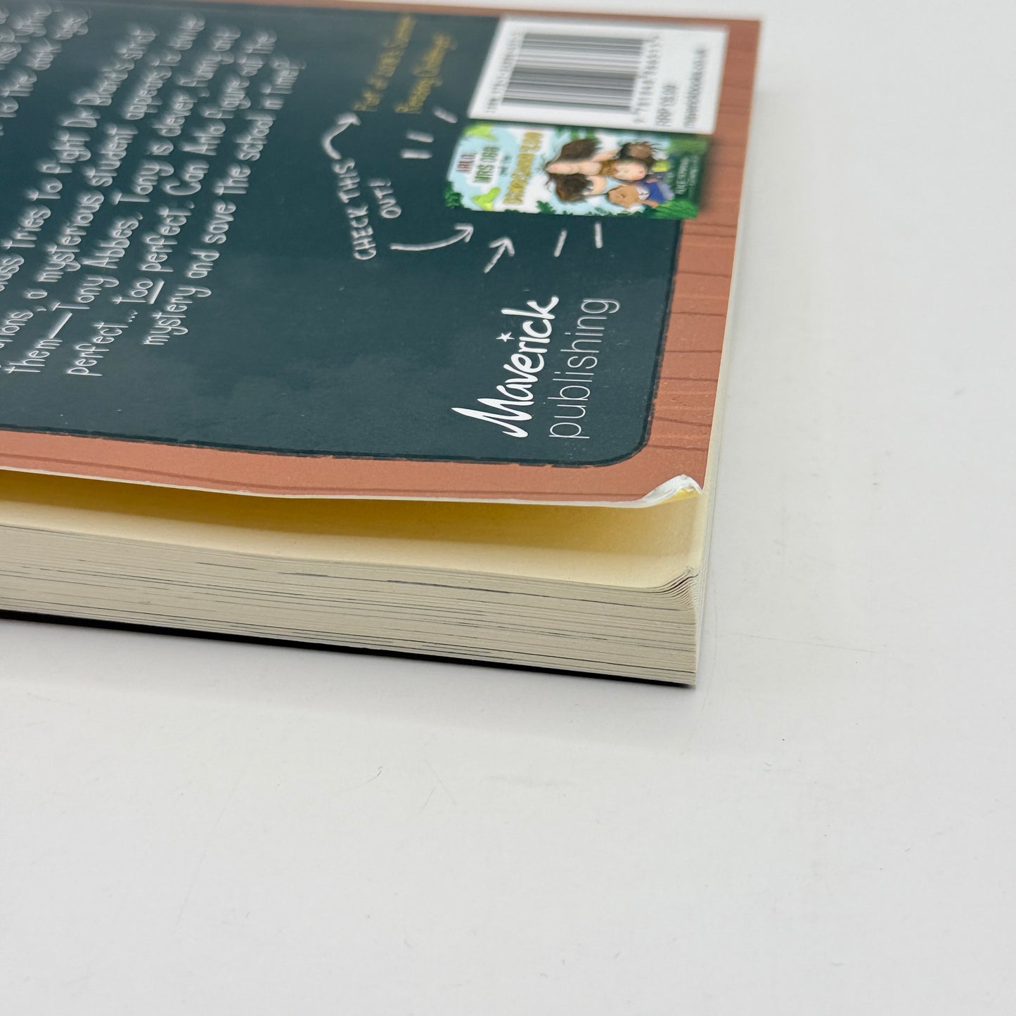 Arlo, Dr Bland and the Spooktacular Fair by Alice Hemming