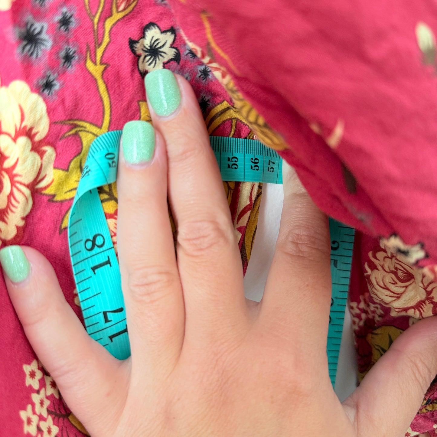 Brand Unknown Floral Printed Cotton Kurti | U/Arm to U/Arm 56cm