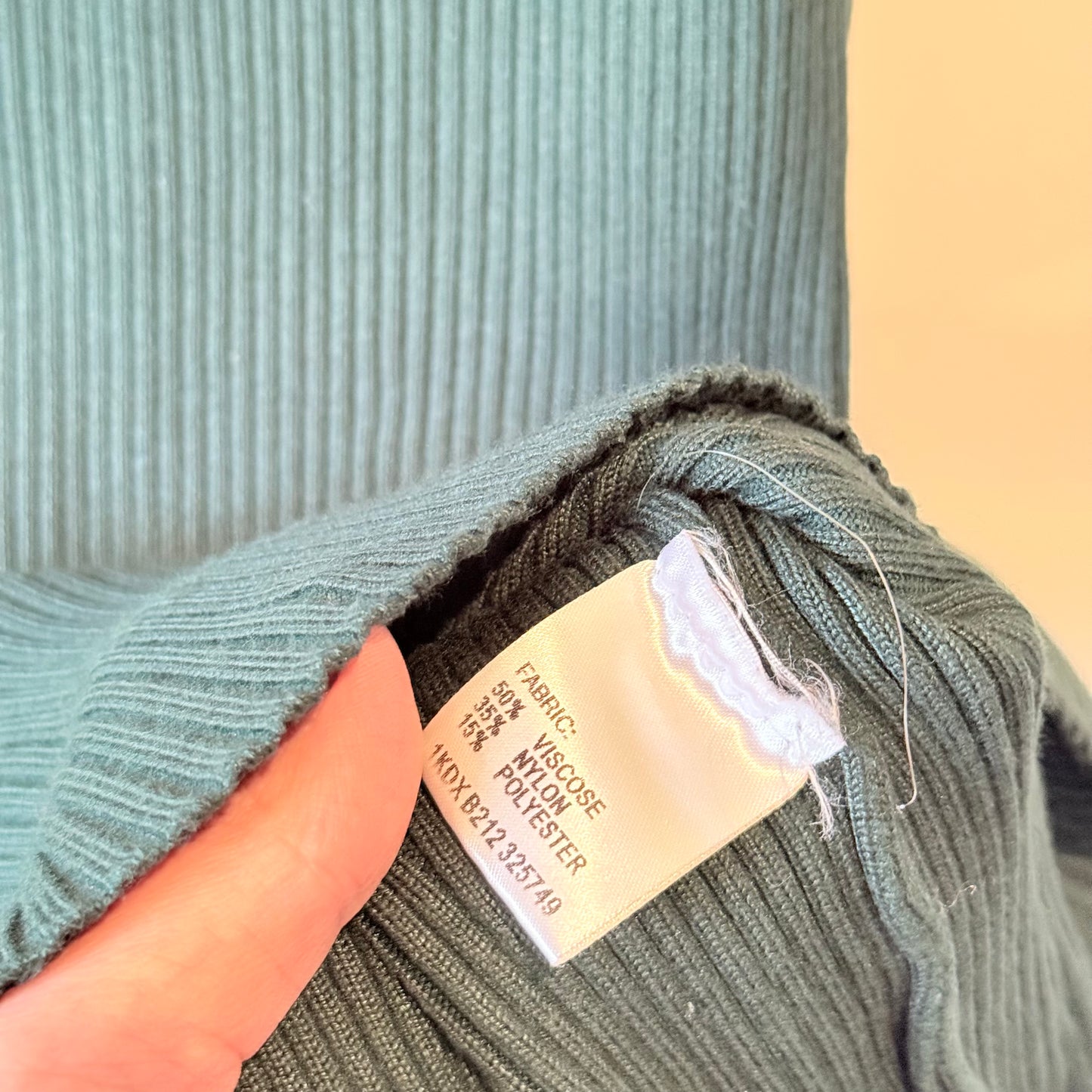 Mirrou Size L Black Ribbed Long-Sleeve Henley Midi Dress