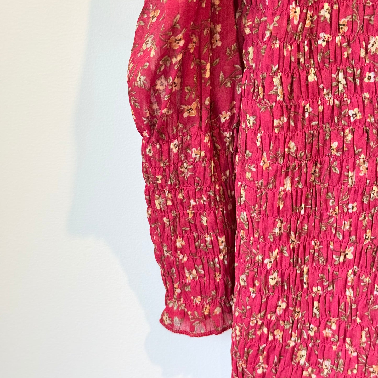 Forever 21 Size M Floral Off-Shoulder Smocked Mini Dress