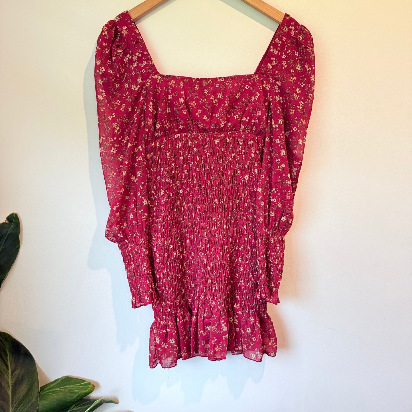 Forever 21 Size M Floral Off-Shoulder Smocked Mini Dress