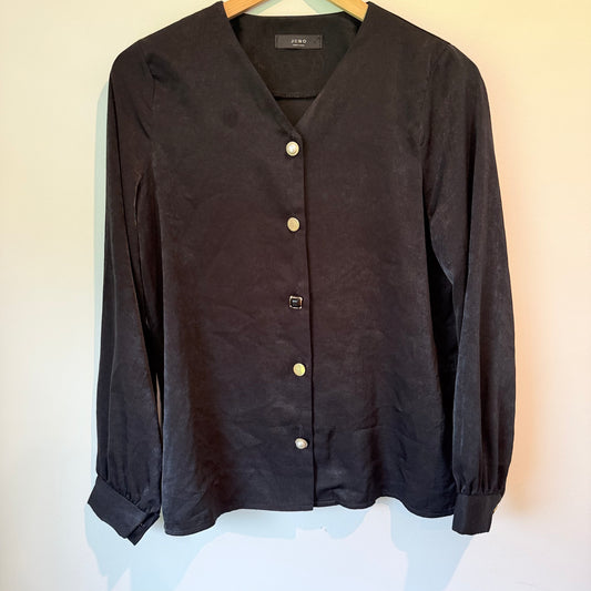 Juno U/Arm 50cm Black Long-Sleeve Blouse